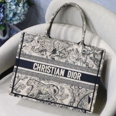 Christian Dior Shopping Bags